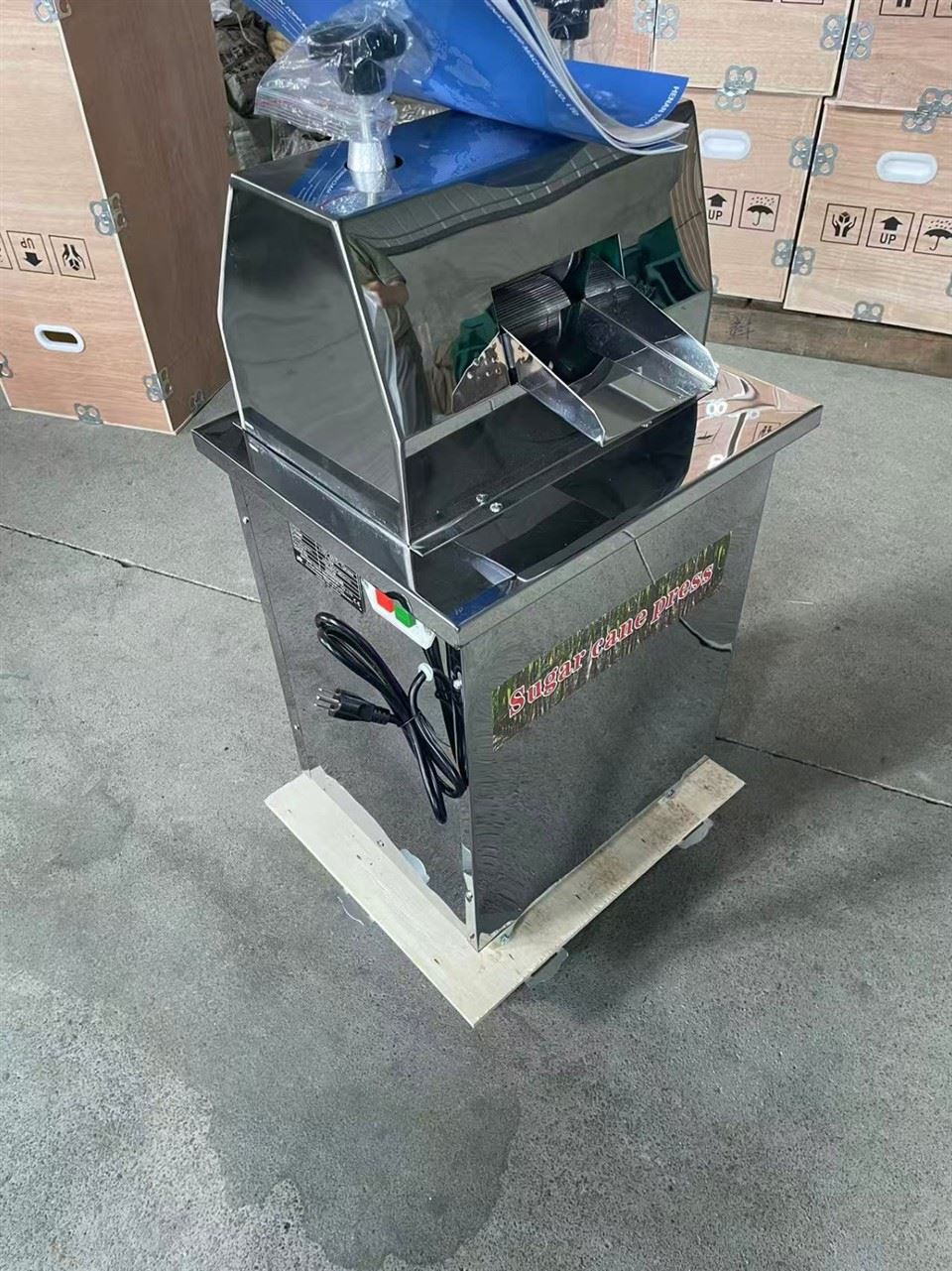 commercial sugarcane juice machine (3)