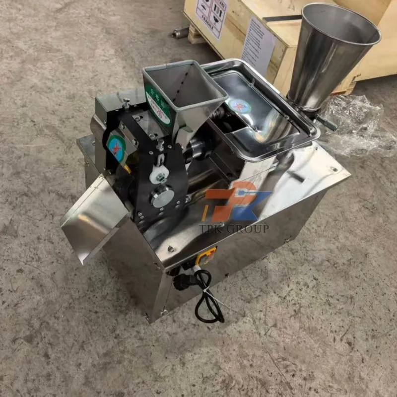 Cappeletti making machine 6 Cappeletti making machine 6